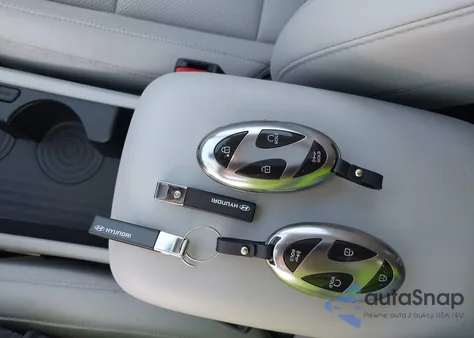 2024 Hyundai Kona Limited из США, поврежденный, VIN KM8HECA34RU165341